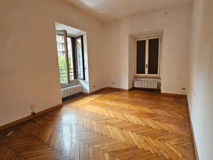 Appartamento con 5 locali in vendita in Via Benvenuto Cellini, Piave Tricolore, Milano