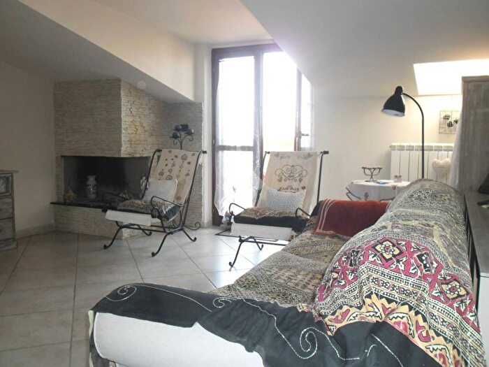 Casa trilocale in vendita in Viale della resistenza, Lincoln, Caserta