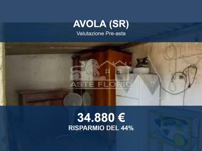 Casa trilocale in vendita in Via Malta, Centro, Avola
