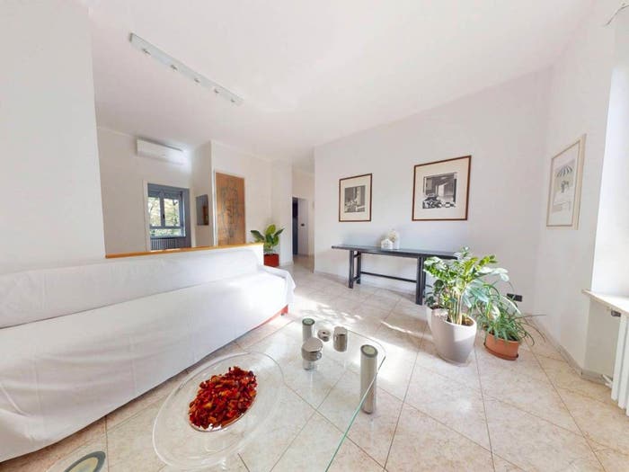 Appartamento quadrilocale in vendita in Viale dei Mughetti, Le Vallette, Torino
