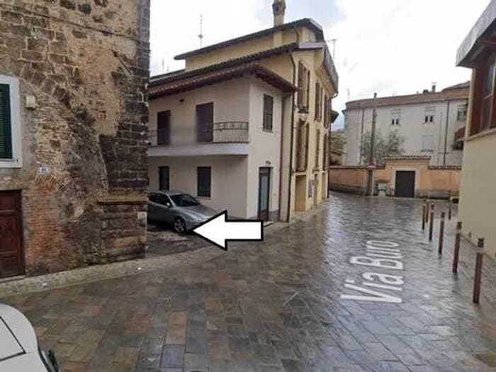 Appartamento quadrilocale in vendita in Vicolo Oscuro, Rieti