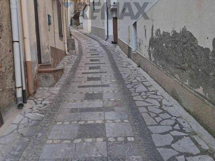 Casa con 5 locali in vendita in via regina elena, Rocchenere, Pagliara