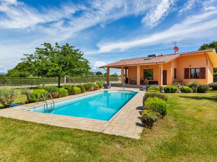 Casa con 6 locali in vendita in Via di San Martino, Centro, Pitigliano