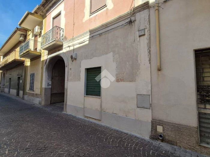 Appartamento bilocale in vendita in Via Piave, Curti