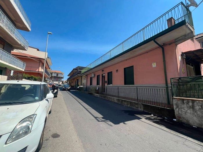 Casa trilocale in vendita in Via Antonio Maugeri, Santa Maria La Stella, Aci Sant'Antonio