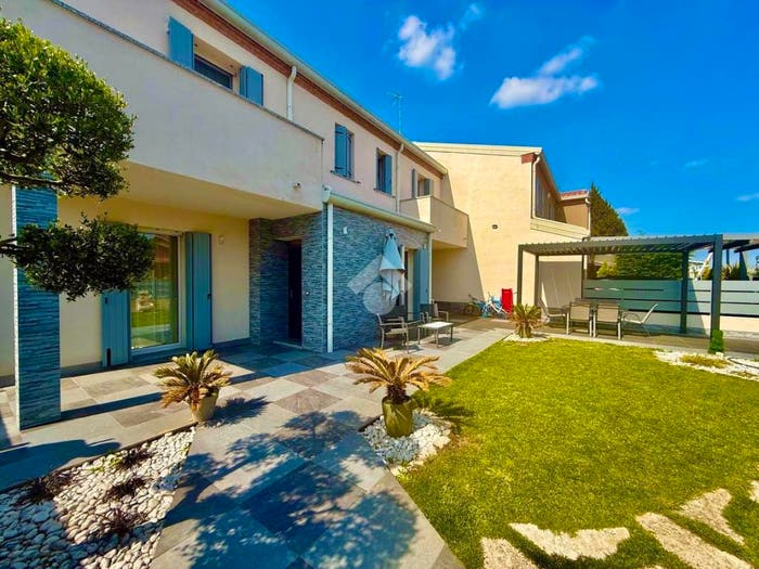 Casa con 5 locali in vendita in Via Podrecca, Giarre, Abano Terme