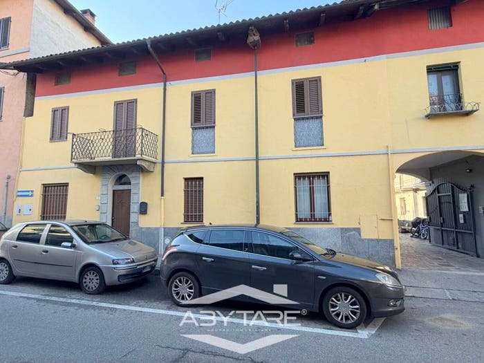 Casa con 5 locali in vendita in Via San Remigio, Centro, Carignano