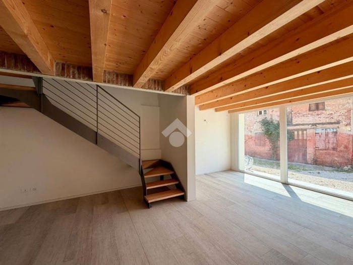 Casa quadrilocale in vendita in Via Valle, Centro, Isola Vicentina