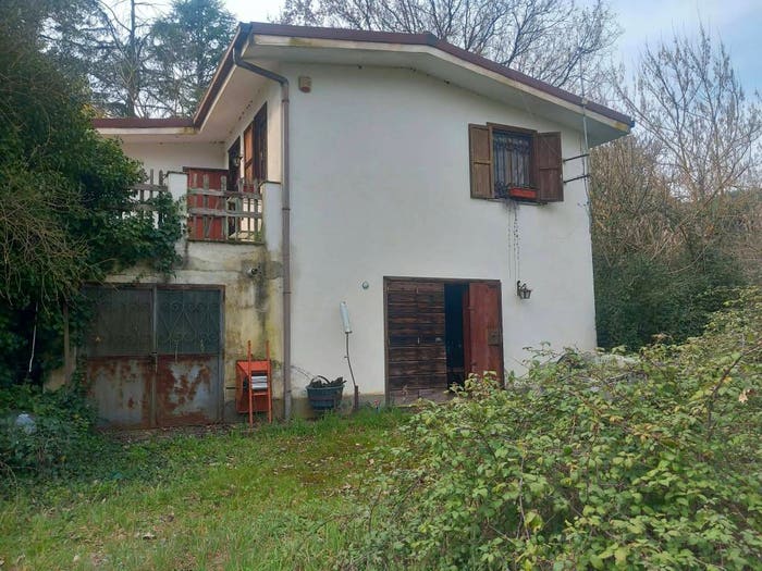 Casa trilocale in vendita in Via del Petagneto, Nepi
