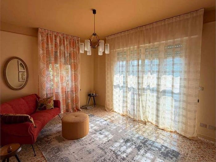 Appartamento quadrilocale in vendita in Viali, Modena