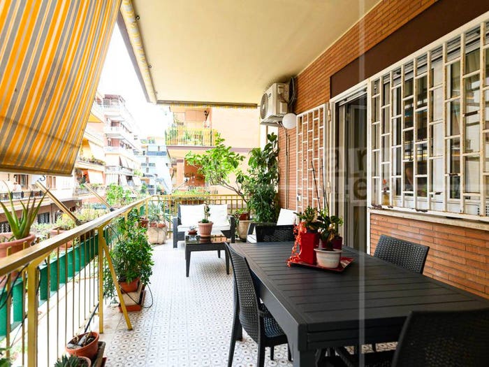 Appartamento quadrilocale in vendita in Via delle Gondole, Ostia Ponente, Roma