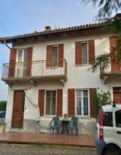 Casa quadrilocale in vendita in Via Carossi, Castagnole delle Lanze