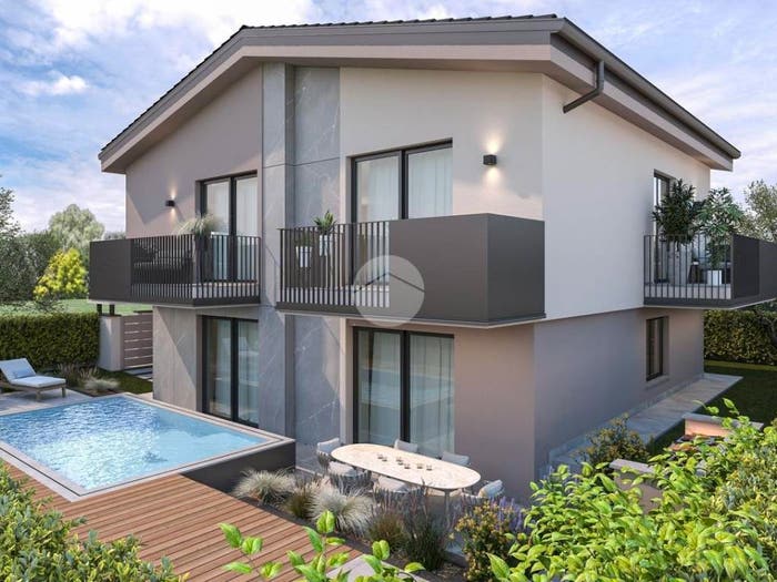 Casa quadrilocale in vendita in Via Trieste, Desenzano Centro, Desenzano del Garda