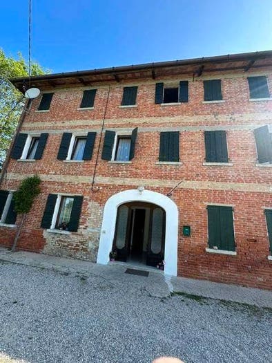 Casa con 6 locali in vendita in Centro, Oderzo