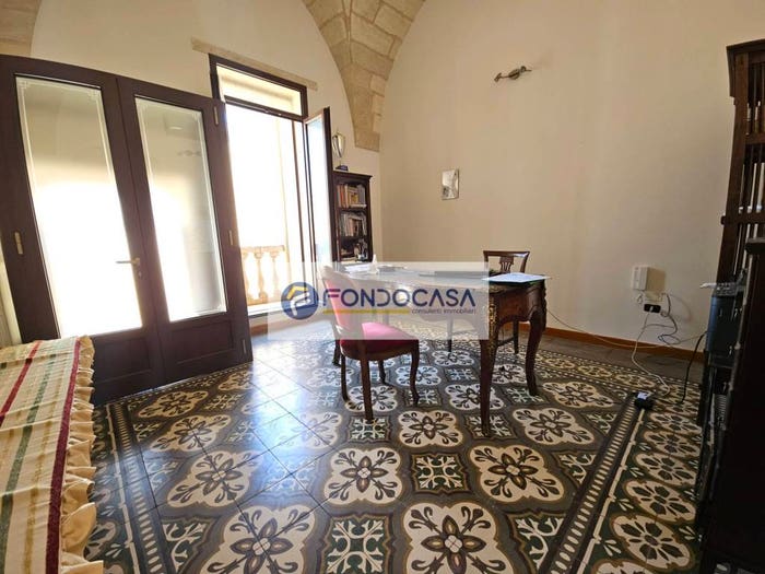 Casa con 6 locali in vendita in Via Roma, Sanarica