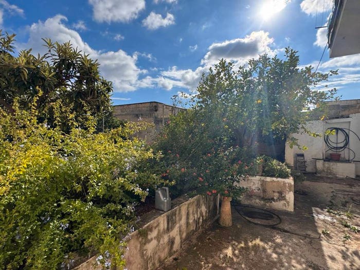 Casa con 6 locali in vendita in Via Tenente A Pedaci, PresicceAcquarica