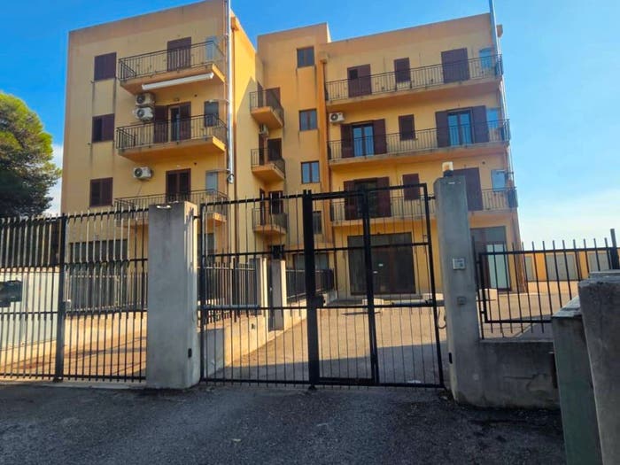 Appartamento trilocale in vendita in Centro, Caltagirone