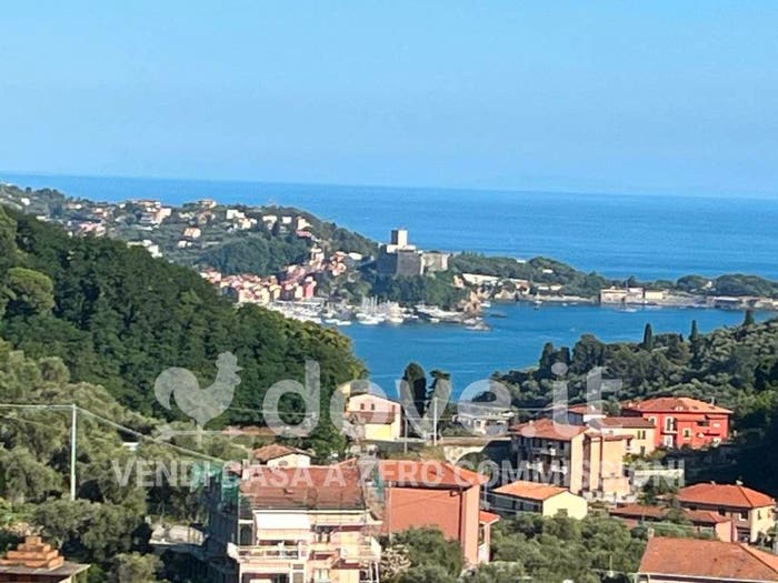 Casa quadrilocale in vendita in Via Croppo Croce, Pitelli, La Spezia