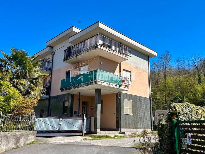 Appartamento trilocale in vendita in Via giovanni da cermenate, Semicentro, Cantù