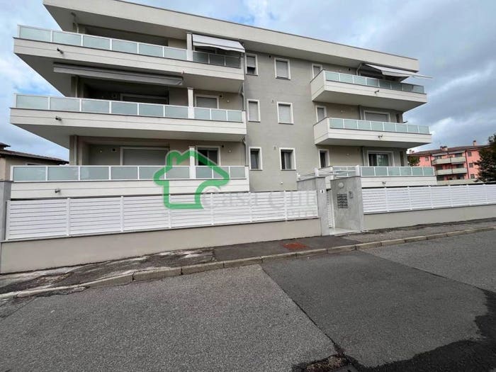 Appartamento trilocale in vendita in Via Felice Cavallotti, Revellino Campo Marte, Lodi