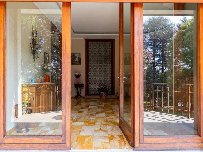 Casa con 6 locali in vendita in Via Papa Giovanni XXIII, Centro, Bulciago