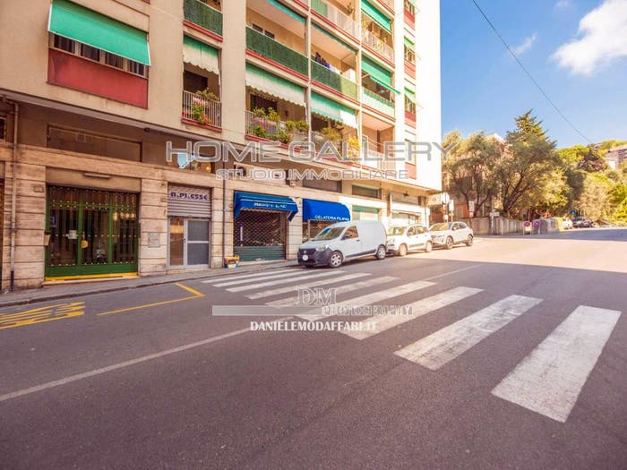 Appartamento con 5 locali in vendita in Piazza Stanislao Solari, San Fruttuoso, Genova