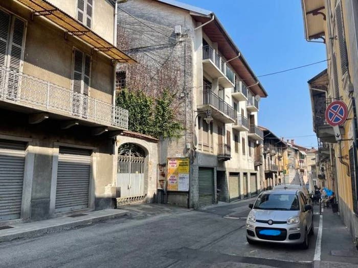 Appartamento con 6 locali in vendita in Via Roma, Coggiola