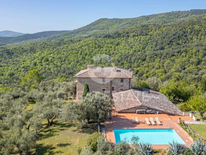 Appartamento con 6 locali in vendita in Località Monte Vibiano Nuovo, Marsciano