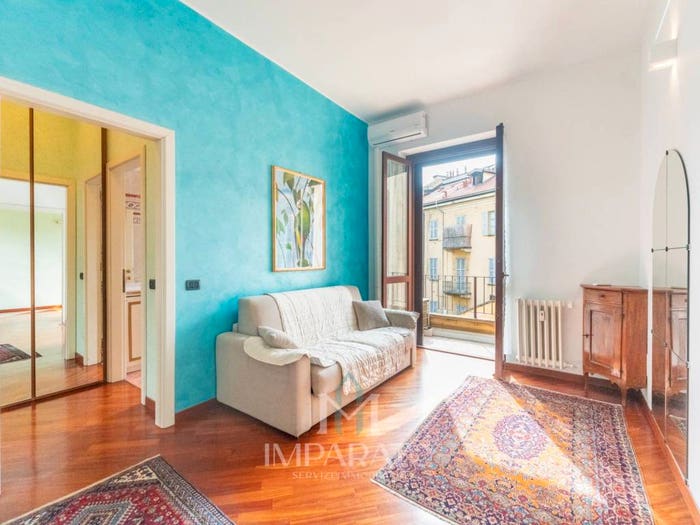 Appartamento bilocale in vendita in Via Giuseppe Parini, Porta Nuova, Milano
