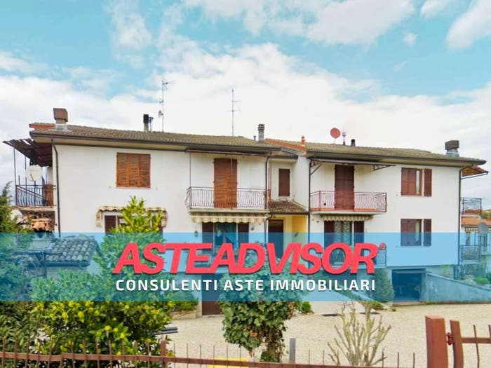 Appartamento con 6 locali in vendita in Strada Selva, Villalvernia