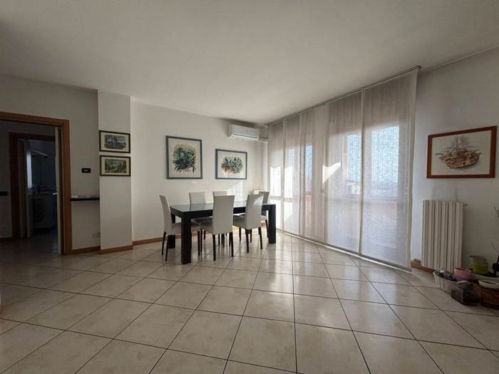 Appartamento trilocale in vendita in VIA PREALPI, Centro, Arosio