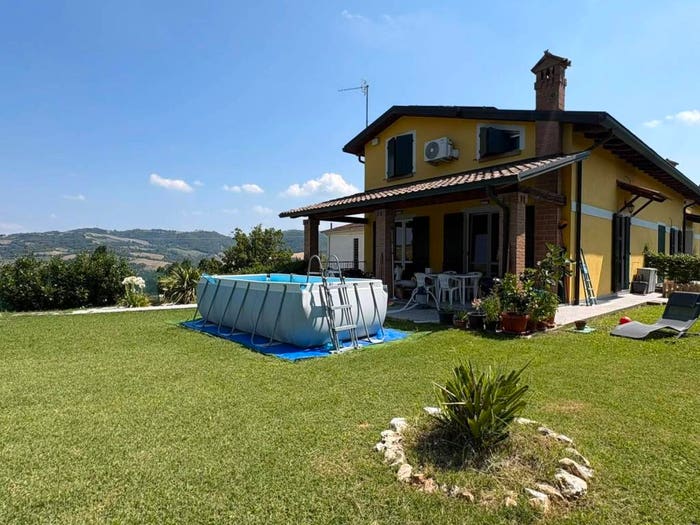 Casa quadrilocale in vendita in Strada Riano, Centro, Langhirano