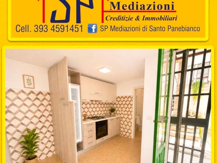 Casa trilocale in vendita in Via Ruggero I, Centro, Giarre
