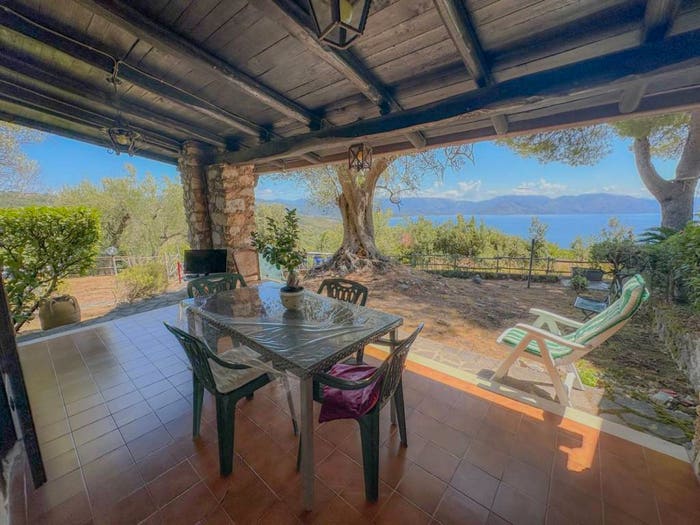 Casa trilocale in vendita in Località Occhiani, San Giovanni a Piro