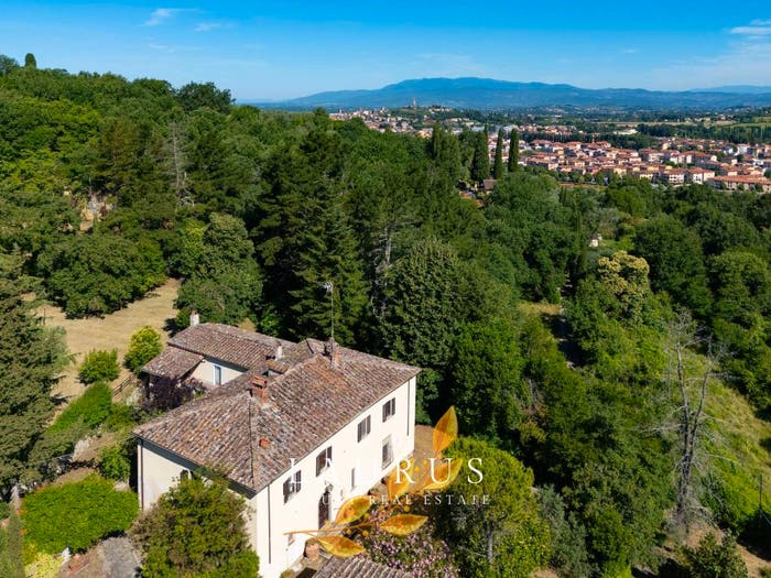 Casa con 6 locali in vendita in Via di Castelsecco, La Pace Staggiano, Arezzo