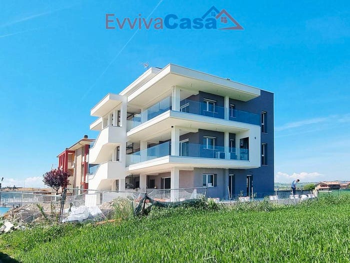 Appartamento bilocale in vendita in Via Perugino, Mondolfo
