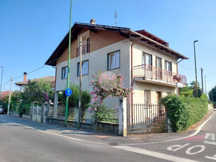 Casa con 6 locali in vendita in Via Torino, Bruino