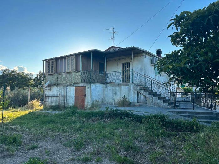 Casa bilocale in vendita in Contrada Mampioppo, Scafa