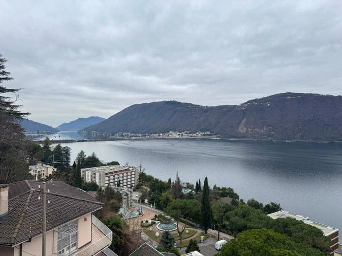 Casa con 6 locali in vendita in Via Belvedere, Campione d'Italia