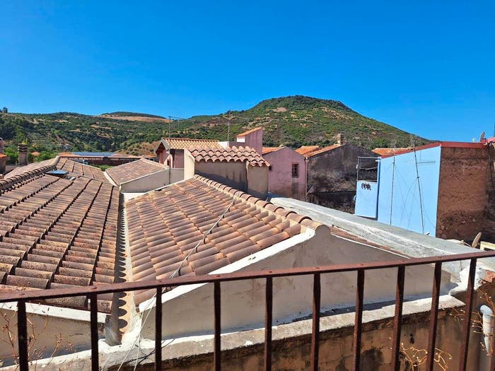Casa con 6 locali in vendita in Corso Vittorio Emanuele II, Centro, Bosa