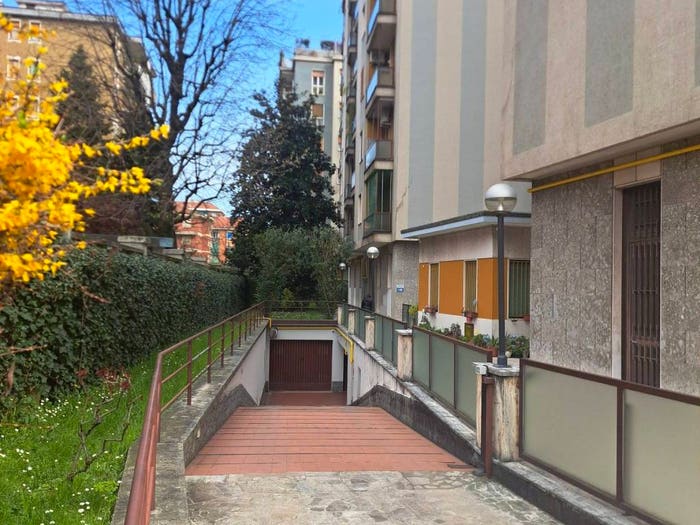 Appartamento quadrilocale in vendita in Via Vittorio Veneto, Bresso