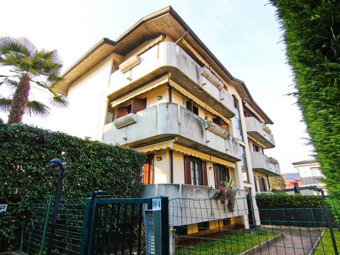 Appartamento trilocale in vendita in Via Milano, Centro, Cogliate