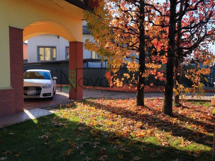 Casa con 6 locali in vendita in Viale Trivulzio, Codogno