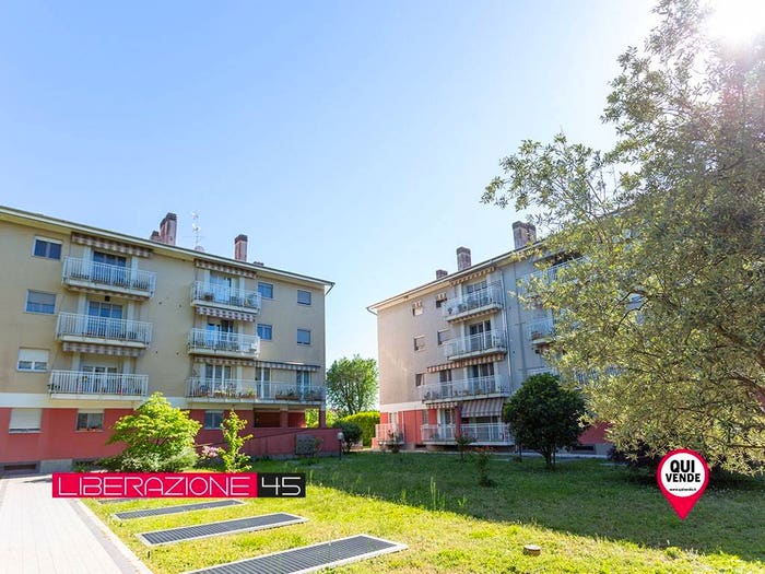 Appartamento trilocale in vendita in Via della Liberazione, Centro, Pero
