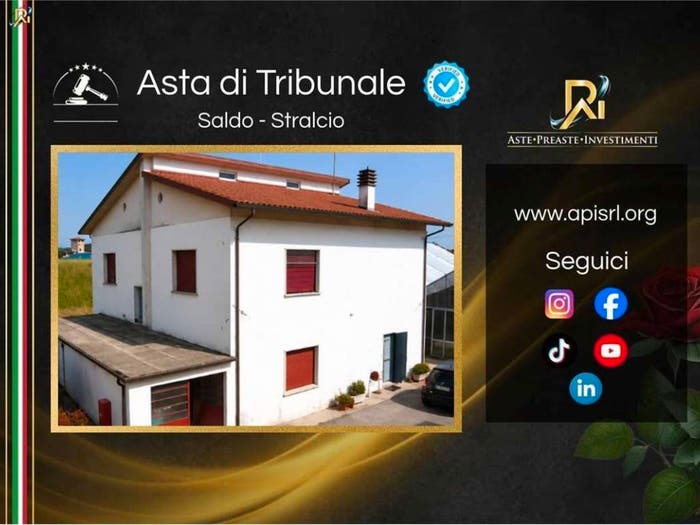 Casa con 6 locali in vendita in Via Sferrato, Alberghi Via Romana Pescia Morta, Pescia