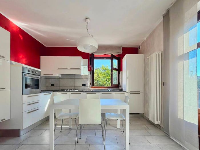 Appartamento quadrilocale in vendita in Via Vittorio Veneto, Centro, Bra