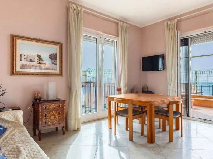 Appartamento trilocale in vendita in Via del Mare, Centro, Ladispoli
