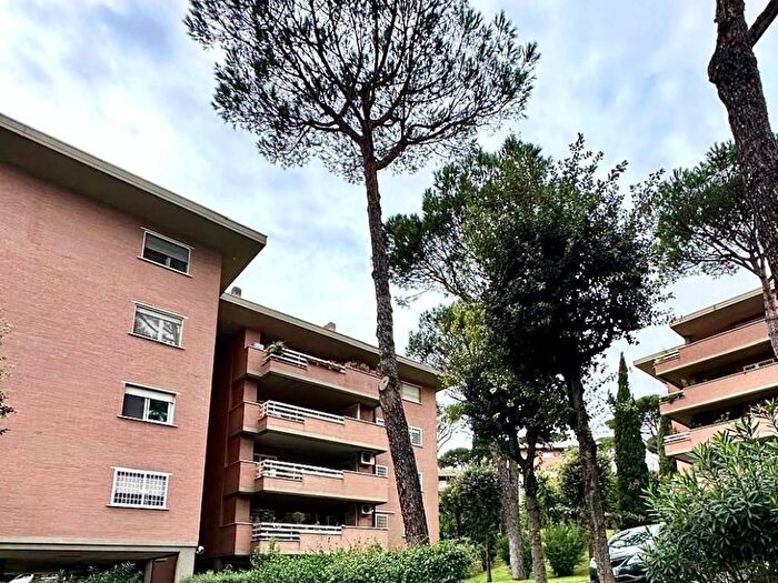 Appartamento trilocale in vendita in Via Cassia, La Giustiniana, Roma