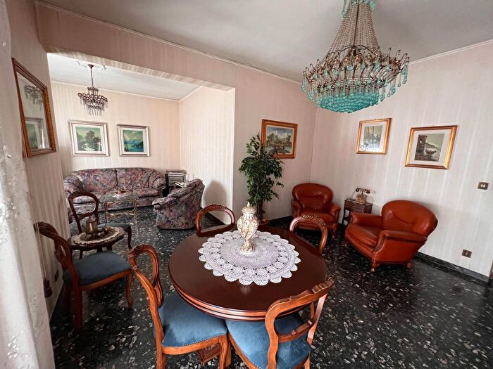 Appartamento con 6 locali in vendita in Via Arcangelo Cervellati, Rieti