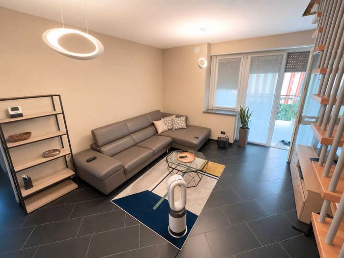 Appartamento quadrilocale in vendita in Via Leonardo da Vinci, Centro, Garbagnate Milanese